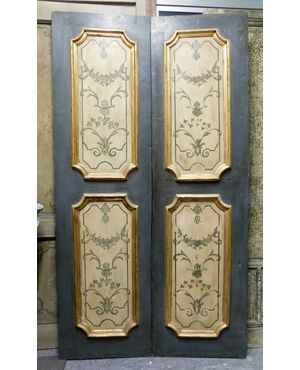 ptl548 - painted door with four panels, 18th century, cm l 117 xh 212     