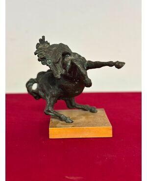 Scultura in bronzo . Gineba 1940