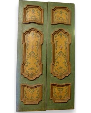 PTL297 - No. 2 doors with painted panels, 18th century, dimensions cm W 125 x H 237