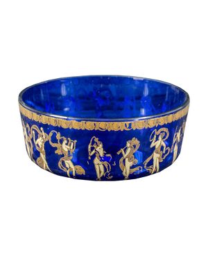 Ciotola in vetro soffiato di Murano, dipinta in oro e in policromia - Manifattura Barovier & Toso. Murano, fine XIX secolo.