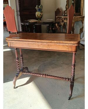 19th century walnut and burr walnut gaming table