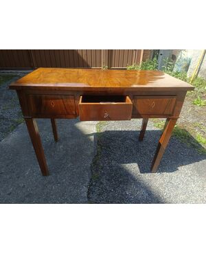 Table/Desk