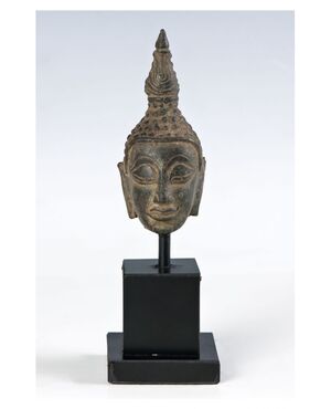 Buddha head