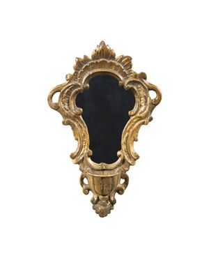 Gilded wooden stoup. Italy, 18th century.
