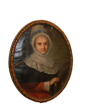 French oil on canvas from the 17th century, portrait of a Lady with a golden frame