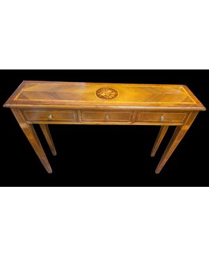 Lombard console