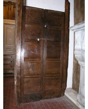 ptcr196 door with rustic walnut uprights, mis. 104 x 183 light
