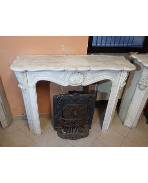 WHITE CARRARA FIREPLACE LOUIS XV L 130 D 37 H 102