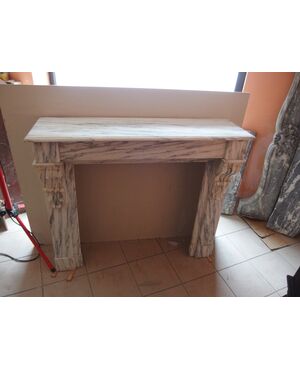 WHITE CARRARA FIREPLACE WITH NEO-CLASSICAL FRENCH STREAKS cm L120xP35xH105