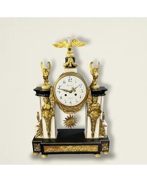 
Orologio da Tavolo Impero in Marmo e Bronzo Dorato, XIX secolo