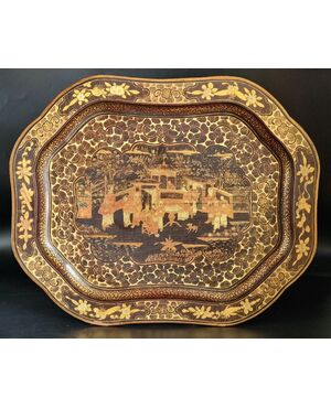 Hand-painted oriental lacquer tray with genre scenes, late 19th – early 20th century