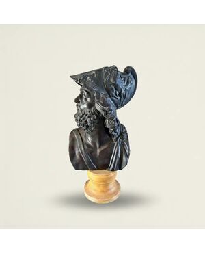 
Busto in Bronzo di Menelao, su colonna in marmo verde del XIX Secolo