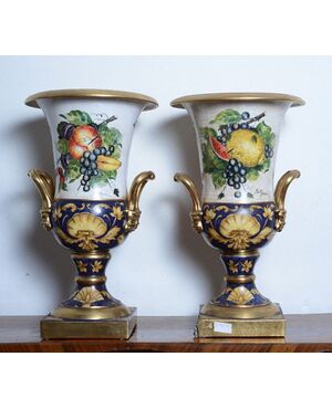 Pair of Medici Vases. Batignani 20th century 51 cm