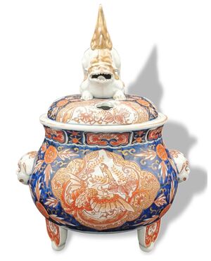 BRUCIAPROFUMI IN PORCELLANA IMARI - GIAPPONE - EPOCA MEIJI (1868 - 1912)