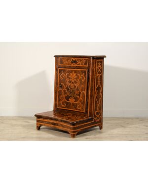 VENDUTO ????, Inginocchiatoio in legno intarsiato, Torino, XVIII secolo
