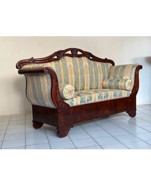 Lombardo Carlo X boat-shaped sofa. Restored 19th century