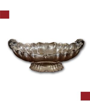 LATE 19TH CENTURY SILVER CENTERPIECE