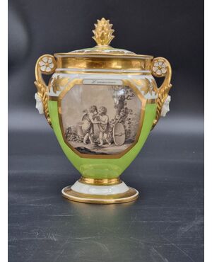 Porcelain cup with lid, first half of the 19th century