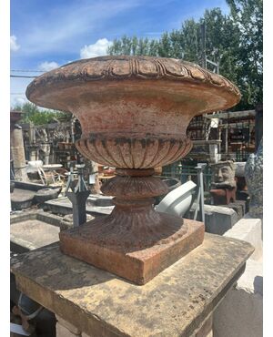 Coppia di vasi in terracotta