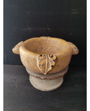 Elegante acquasantiera in marmo giallo - 37 x 37 cm - Venezia
