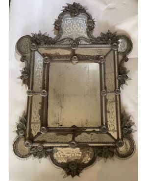 Venetian mirror in etched glass with applied flowers, late 19th – early 20th century