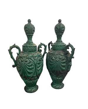 Coppia di antichi vasi Potiche  in ceramica maiolica verde
