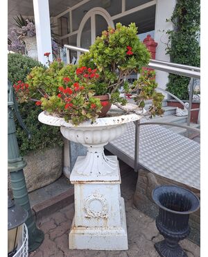 Cast iron vase with Art Nouveau pedestal