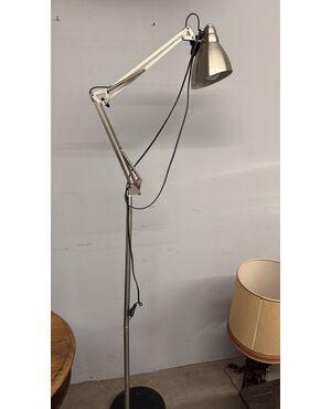 Lampada regolabile stile industriale moderna in metallo cromato 200x28cm