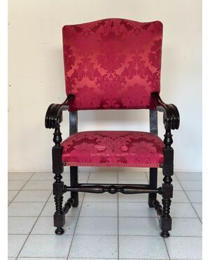 Trono seggiolone in noce . Bologna XVIII secolo