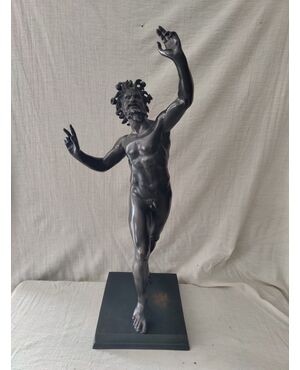 Bellissima scultura raffigurante Fauno danzante - H 80 cm