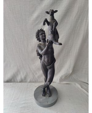 Meravigliosa scultura raffigurante Satiro con capretta - H 68 cm
