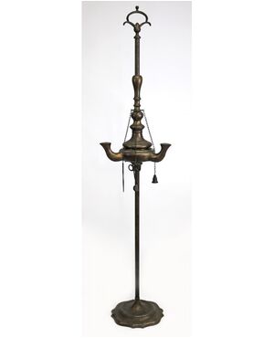Florentine bronze floor lamp, H 180 cm. Early 19th century. Height 180 cm