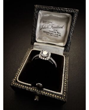 Anello  con  Diamanti