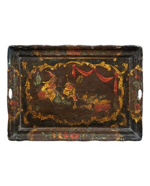 Lacquered and painted wooden tray. Venice, 18th century.