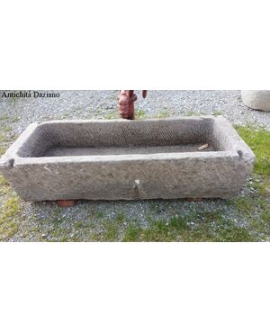 Stone tub