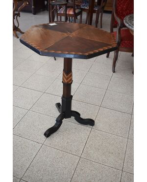 Octagonal table in Piedmontese walnut