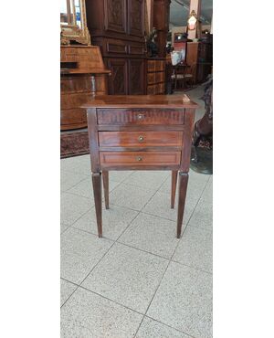 Small table with Luigi XVI inlays