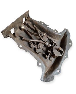 Gothic chest lock