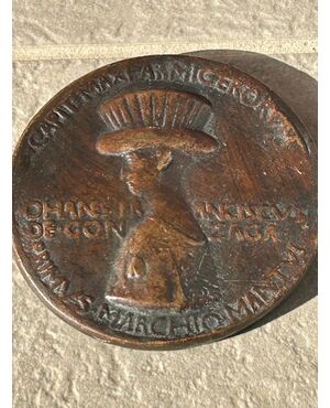 Large medal