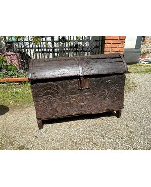 Curved chest