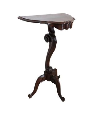 Restored early 20th century small walnut console table