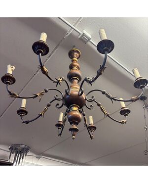 Antique 8-light chandelier, 1940s, turned wood and wrought iron. 90 cm diameter.