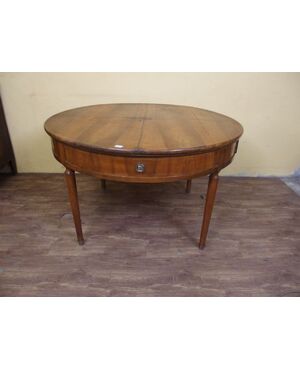 Round walnut table in Piedmontese Directory style, 19th century, diameter 130xH80 cm