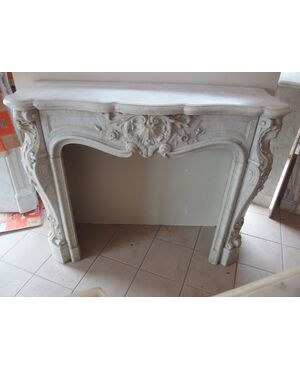 CAMINO IN MARMO BIANCO DI CARRARA SCOLPITO STILE LUIGI XV FRANCIA cm L132xP43xH109