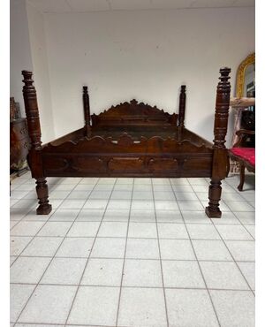 Emilian Bolognese double bed. 17th century