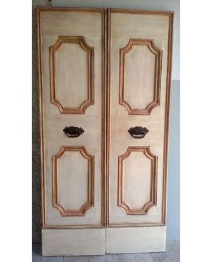 Marche region double-leaf door
