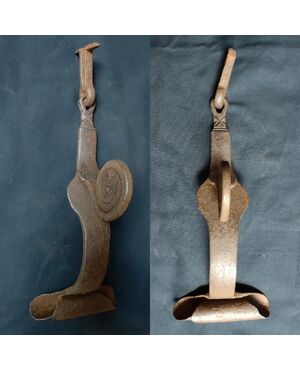 Large 16th-century iron knocker