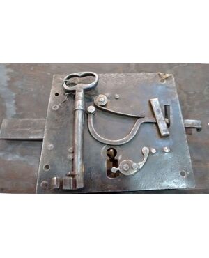 Serratura completa di bella chiave originale funzionante