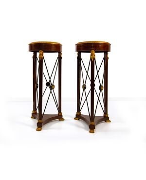 Pair of mahogany gueridons, Empire style, early 20th century