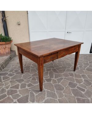 Directoire period walnut writing table, 18th century